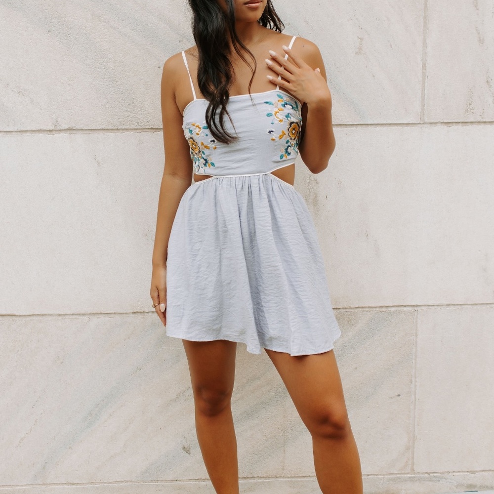 NWT Embroidered Mini Dress - Picture 2 of 3